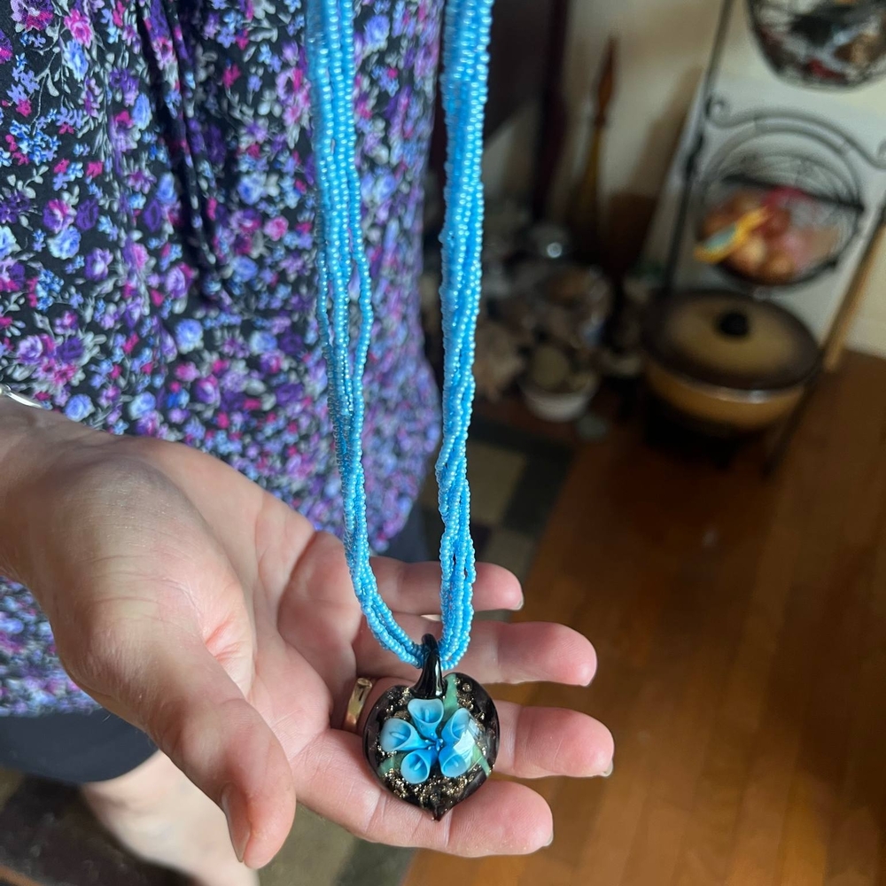 Turquoise Blue Floral Pendant Necklace